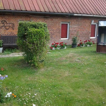 Ferienwohnung In Scharnhagen Rabendorf Екстериор снимка
